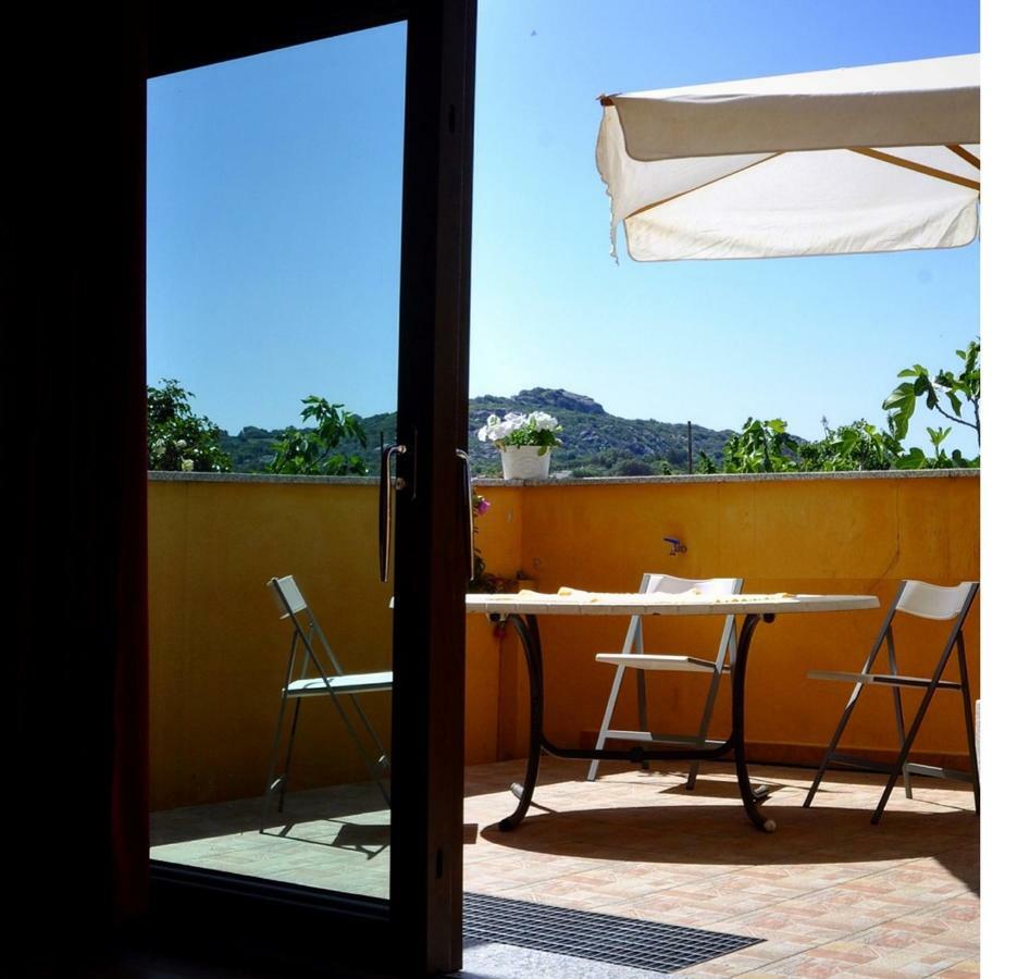 Casa Duminicheddha, Mare E Relax In Gallura Bassacutena Extérieur photo